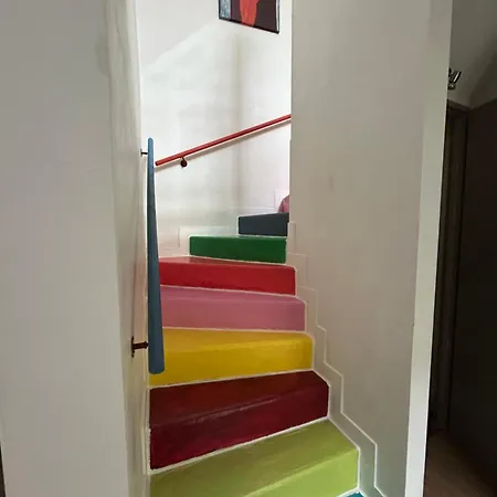 Apartment Art De Vivre En Couleurs Malleval